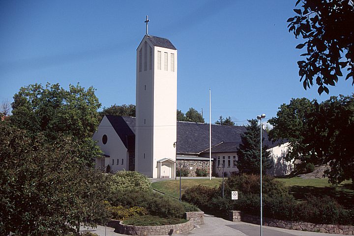 Flekkerøy kirke - 84KB