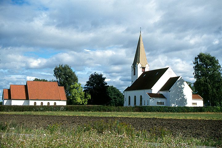 Rolvsøy kirke - 92KB